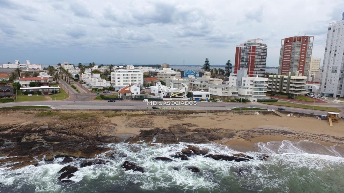 Increíble Casa para 14 Personas con Frente al Mar. Ref(8313)