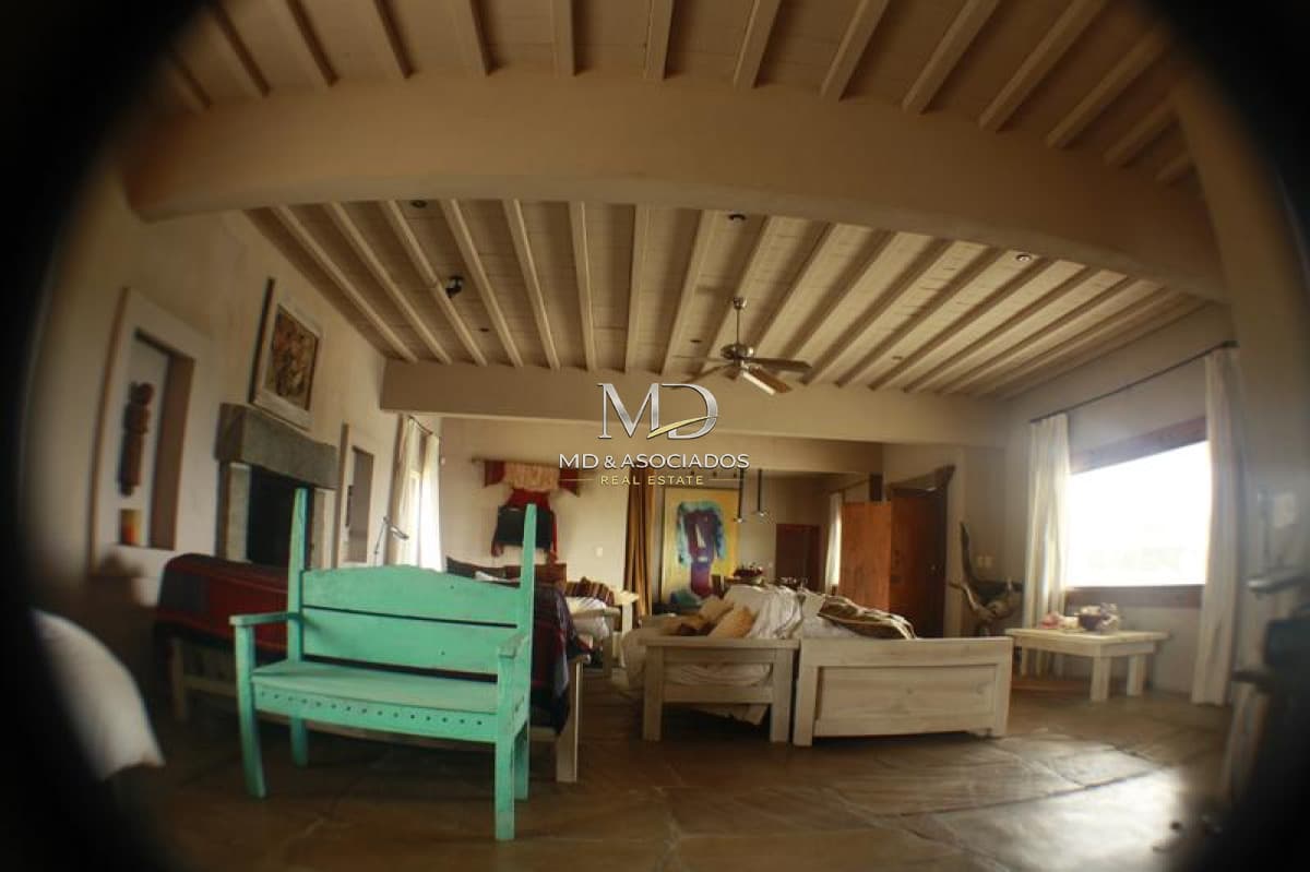 Espectacular casa en un entorno natural con una vista unica