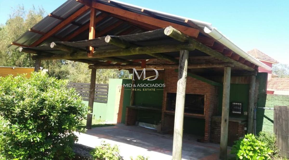 Muy linda casa amplia, ideal para vacacionar. Ref:5629