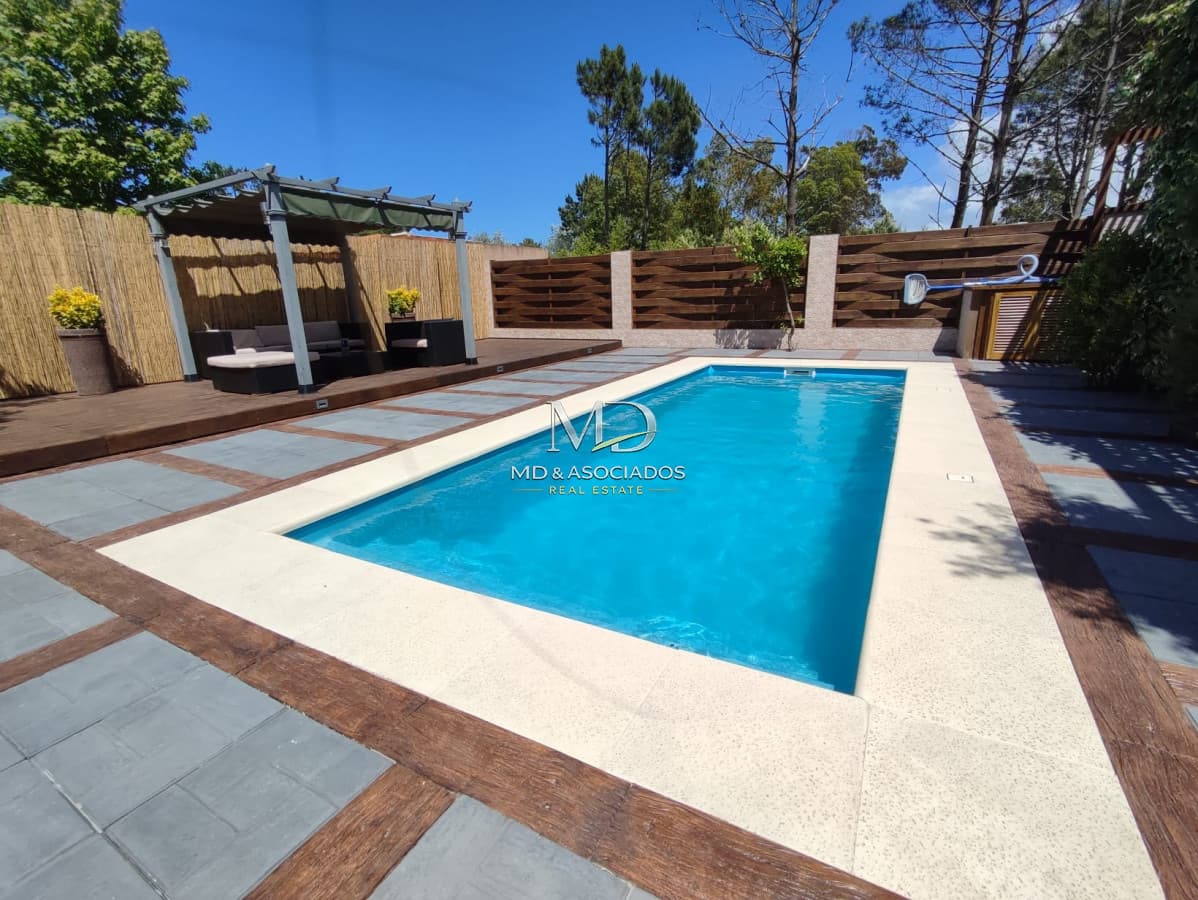 Muy bonita casa en el corazón de la barra cerca de todo. Super equipada con excelente confort. REF:5480