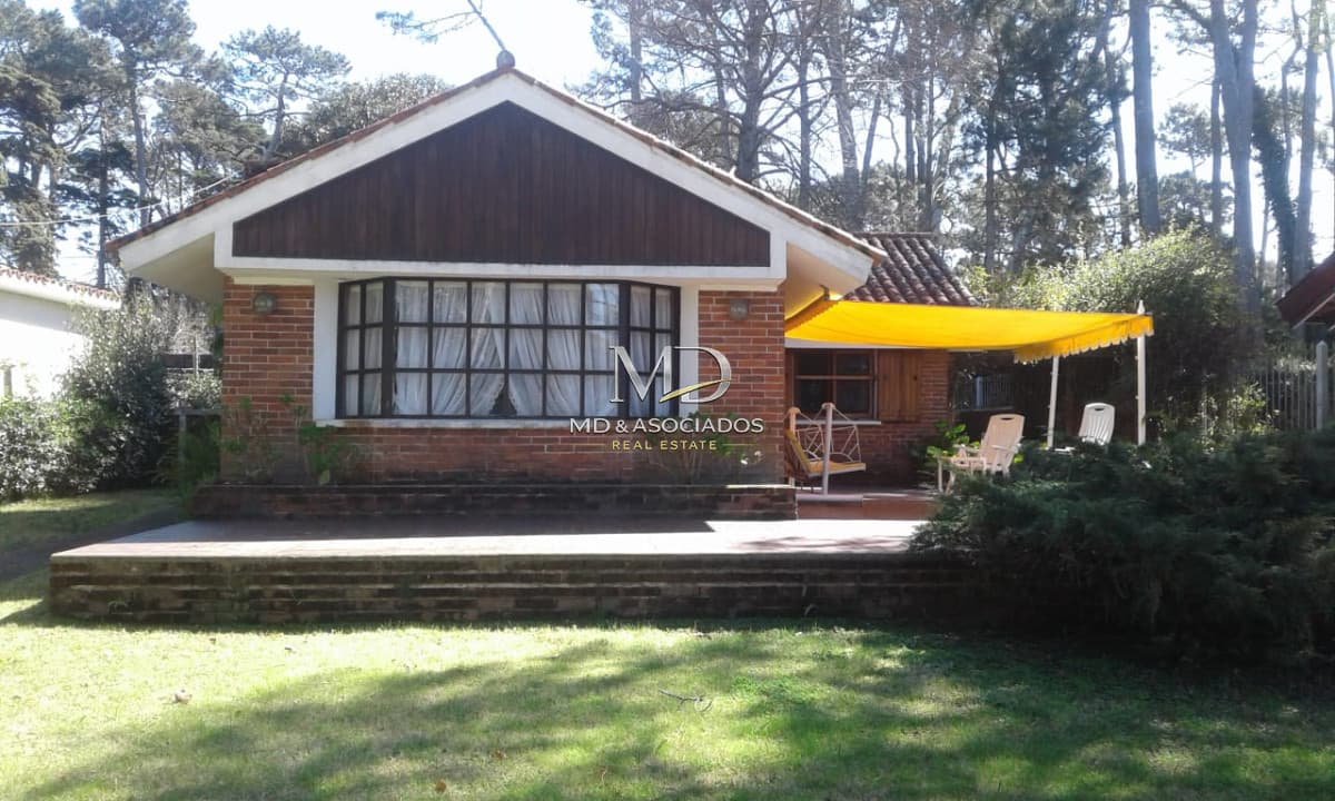 Casa en San rafael amplia ,con todas las comodidades.Ref : 5844