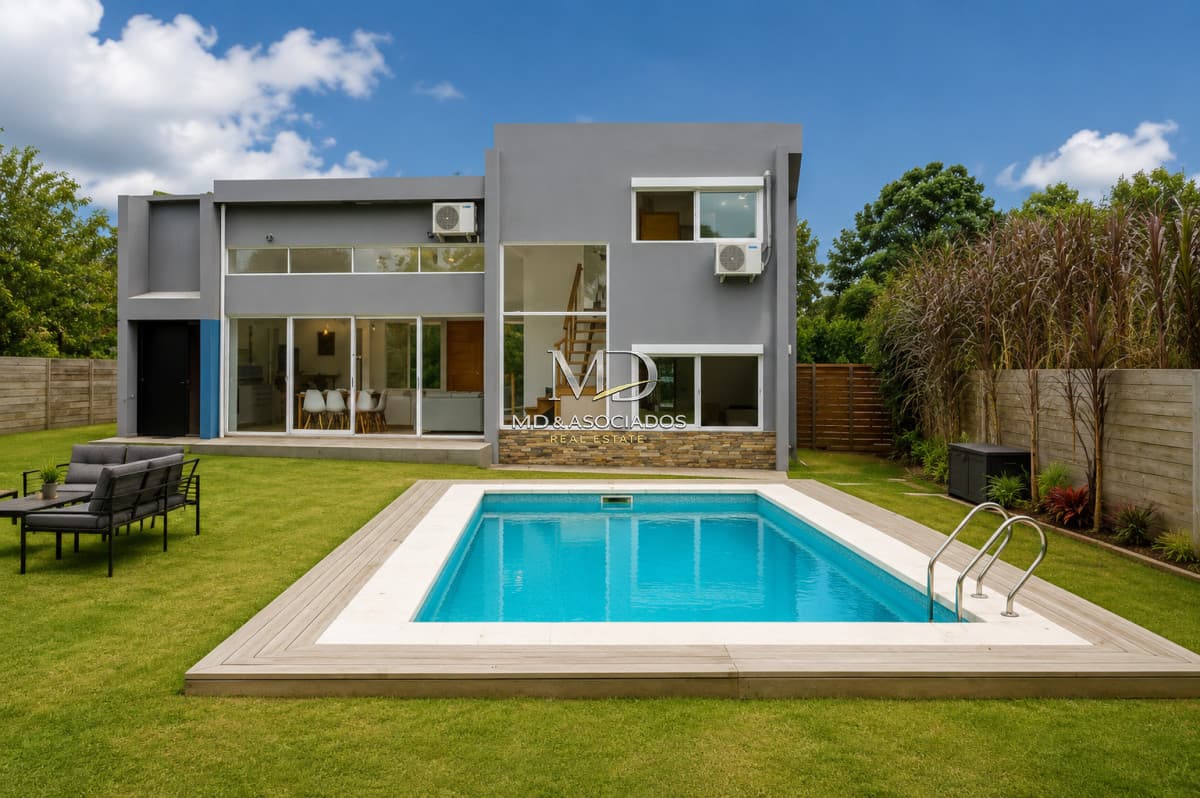 Casa Minimalista con Piscina Climatizada en Beverly Hills - Punta del Este