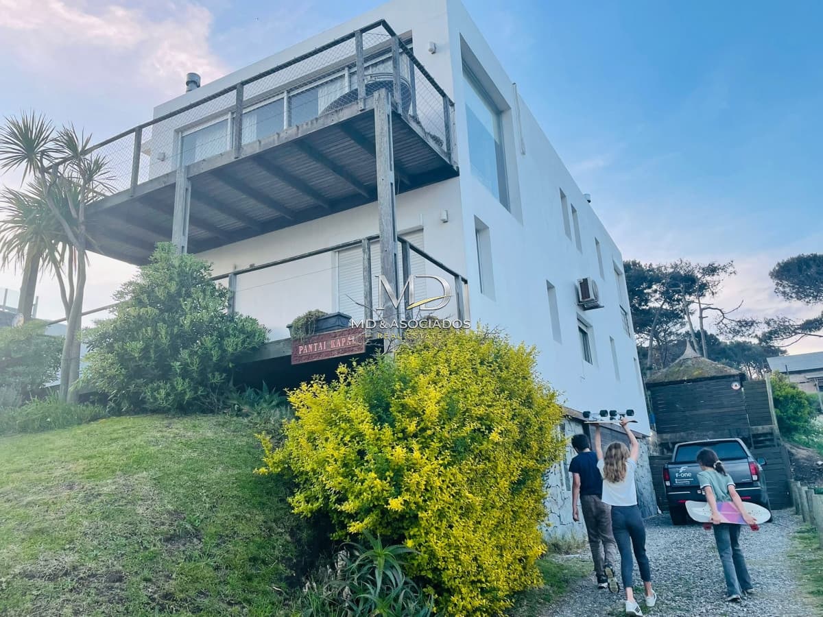 espectacular casa con vista al marRef: 5329