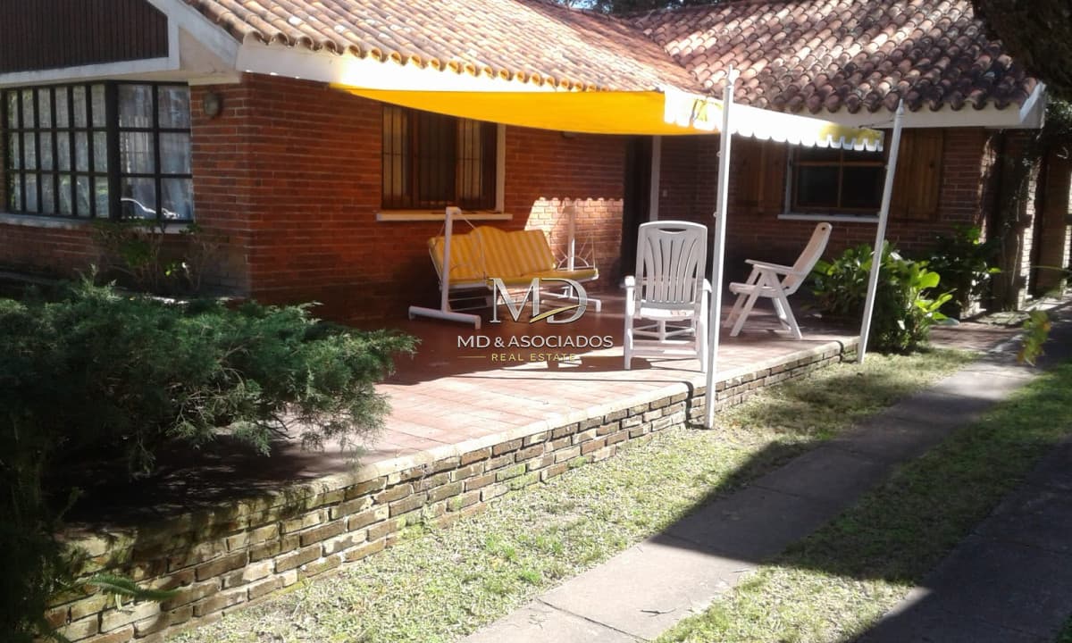 Casa en San rafael amplia ,con todas las comodidades.Ref : 5844