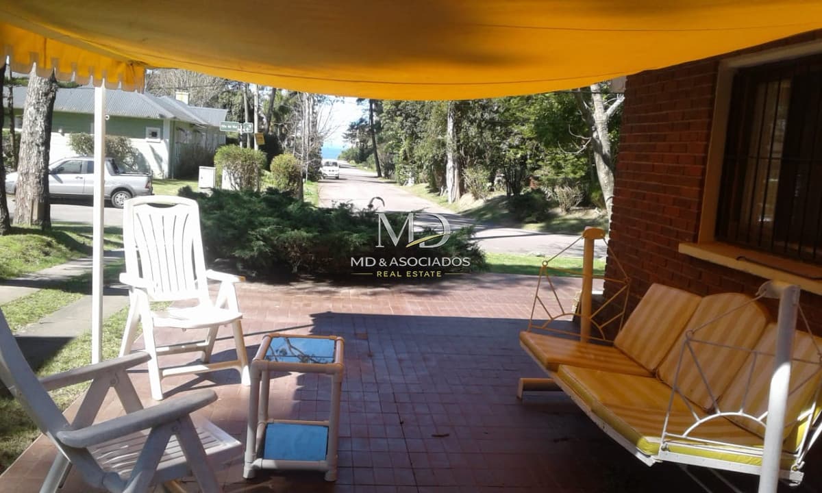 Casa en San rafael amplia ,con todas las comodidades.Ref : 5844