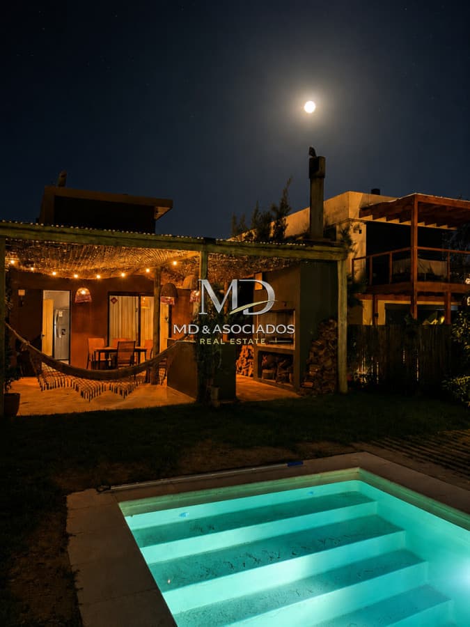 Hermosa casa en Montoya. Ref: 7445