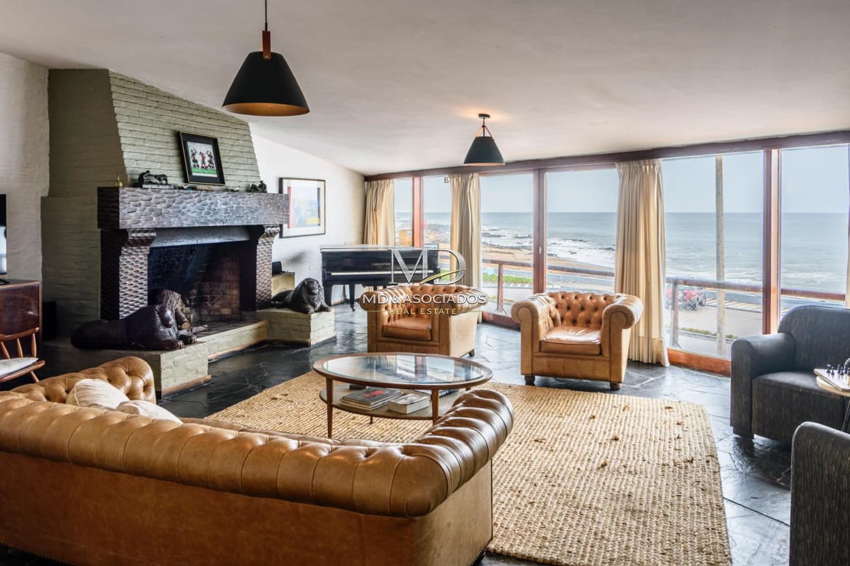 Increíble Casa para 14 Personas con Frente al Mar. Ref(8313)