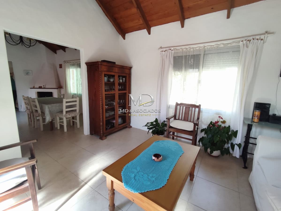 Hermosa casa en El Tesoro.Ref: 6614