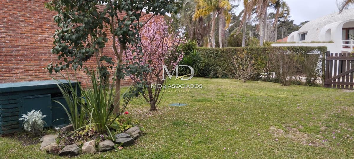 Hermosa casa en zona muy linda de Punta del Este