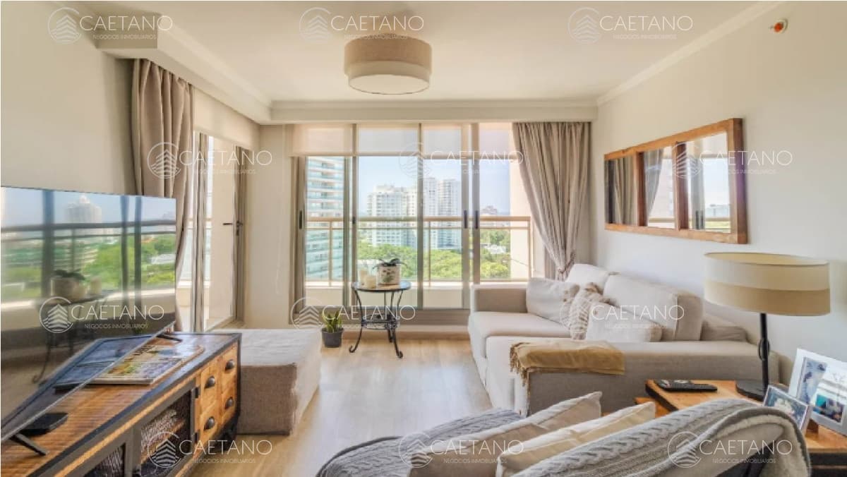 Venta de apartamento de 2 dormitorios en Punta del Este