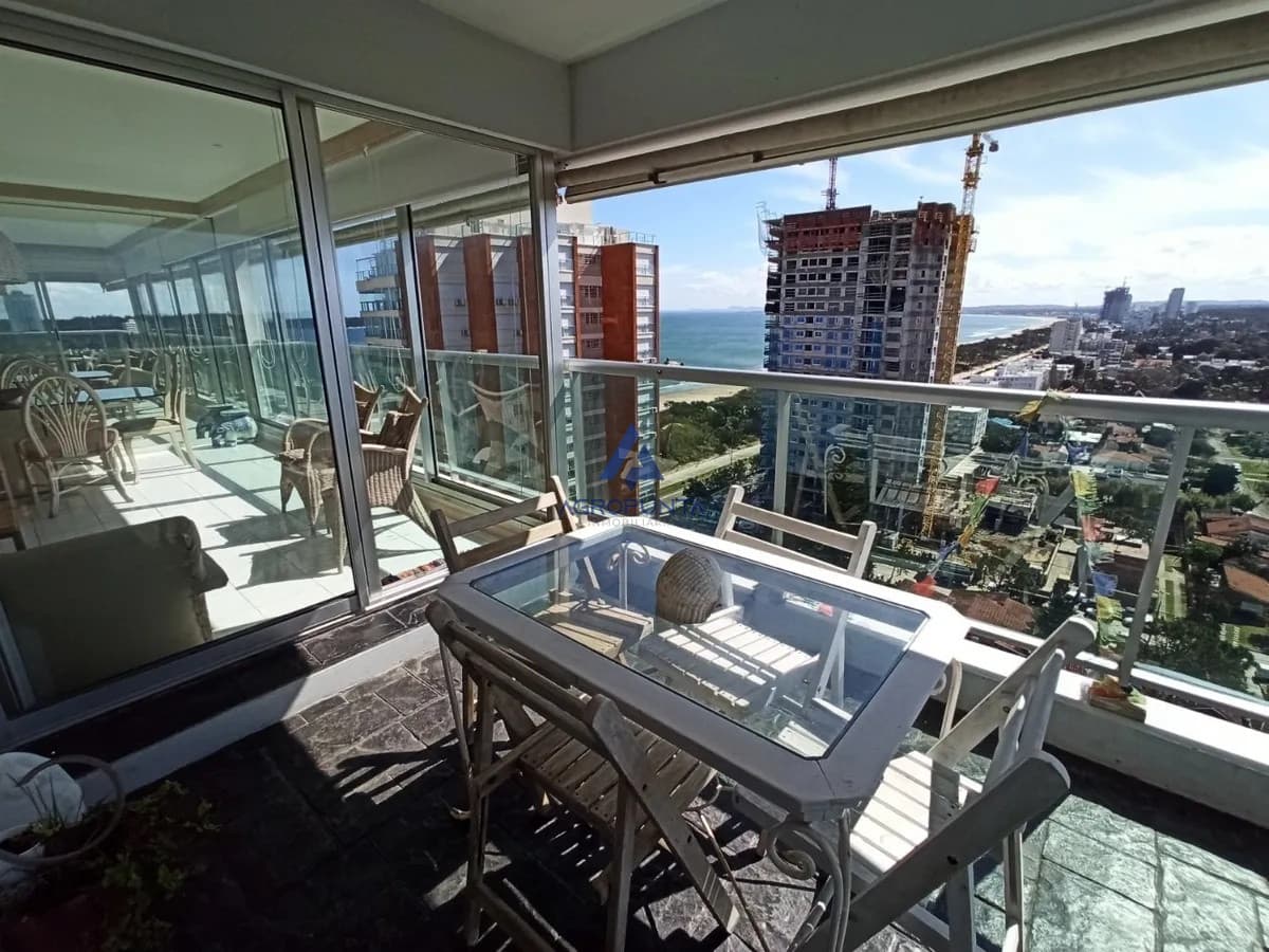 Excelente apartamento en una zona privilegiada