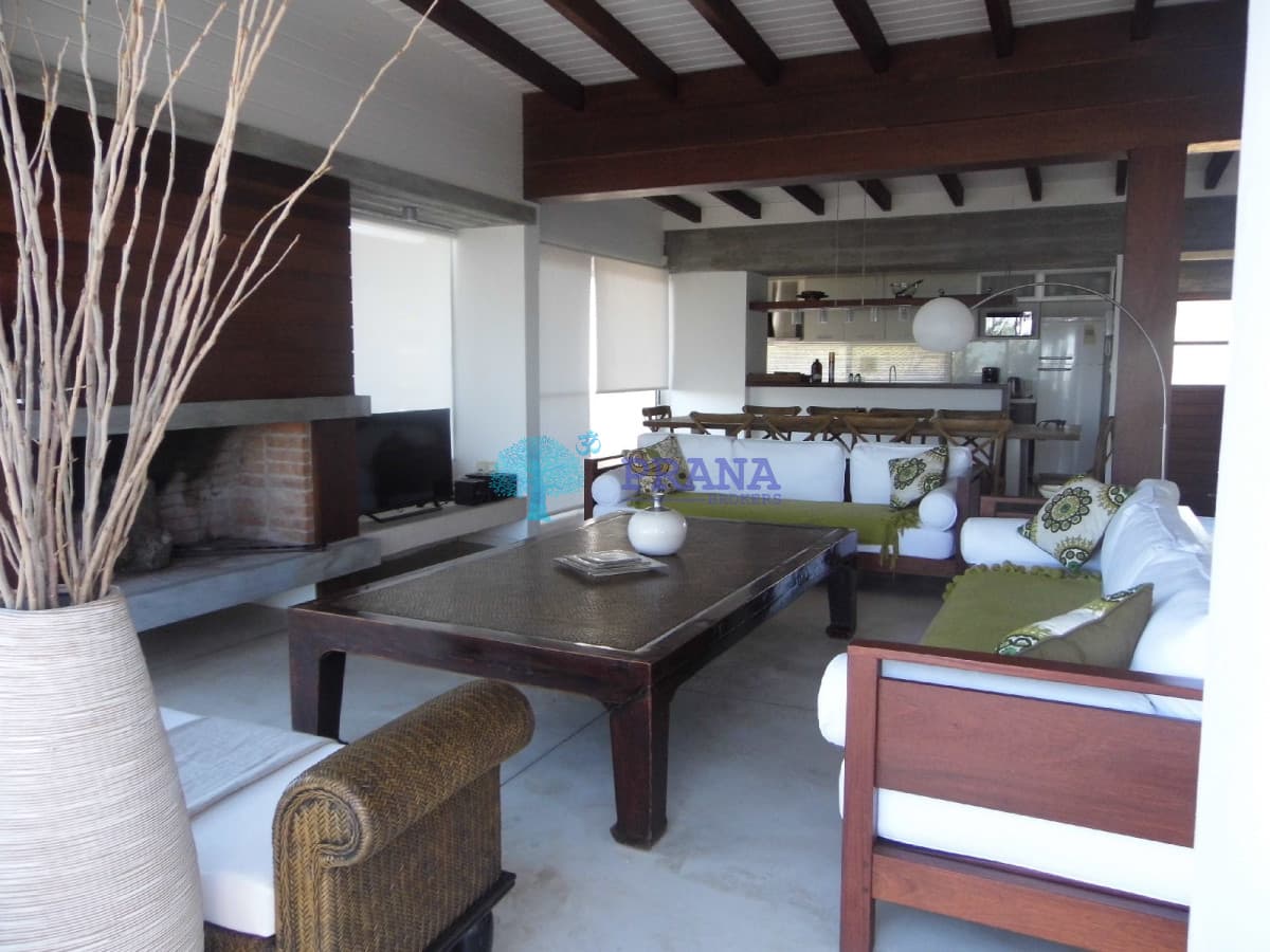 Casa Ref.589