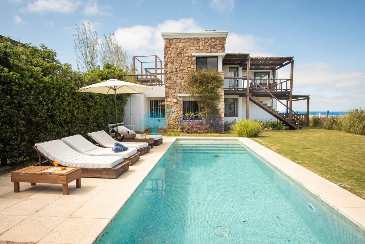 Casa Ref.990