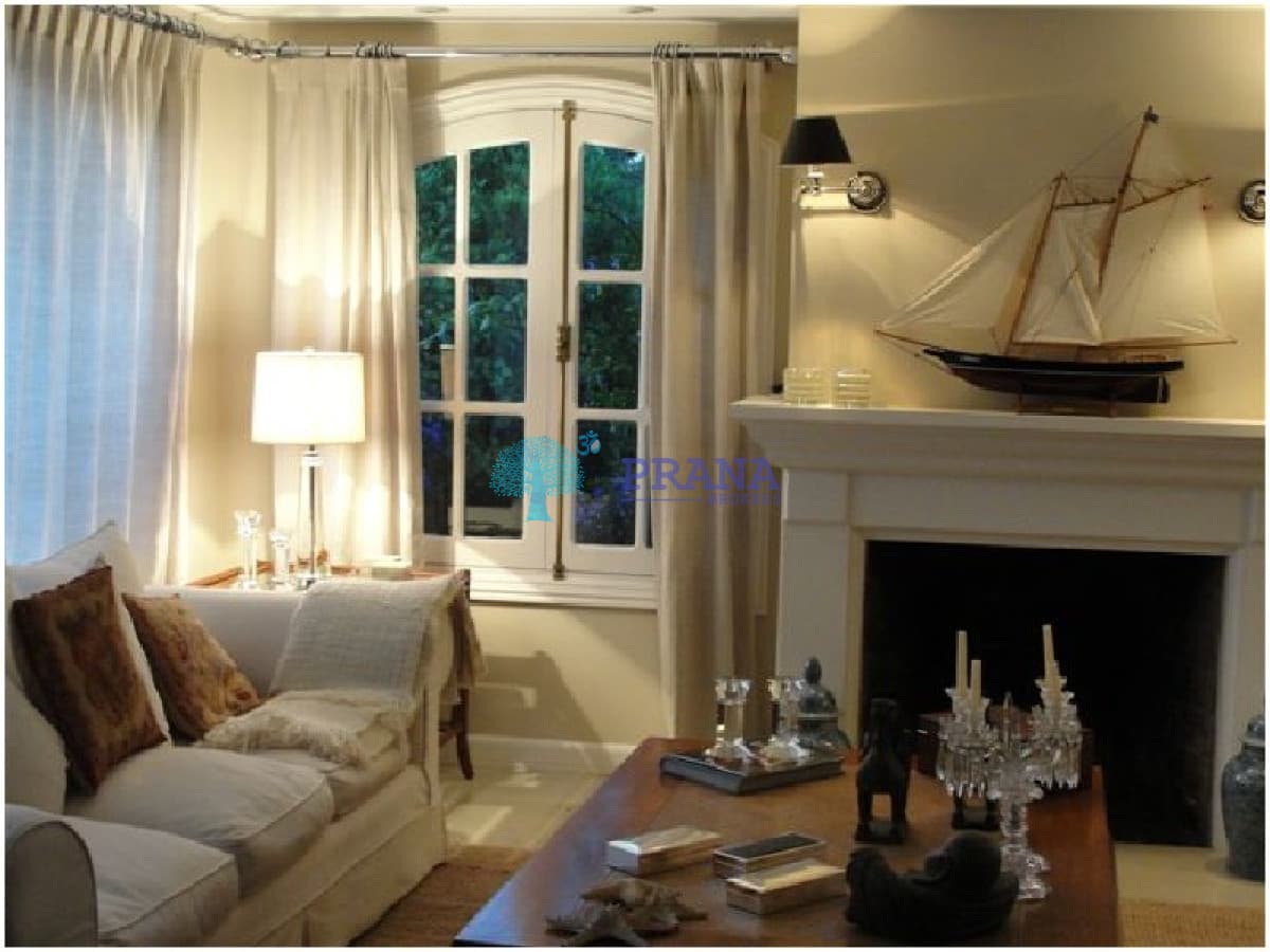 Casa Ref.370