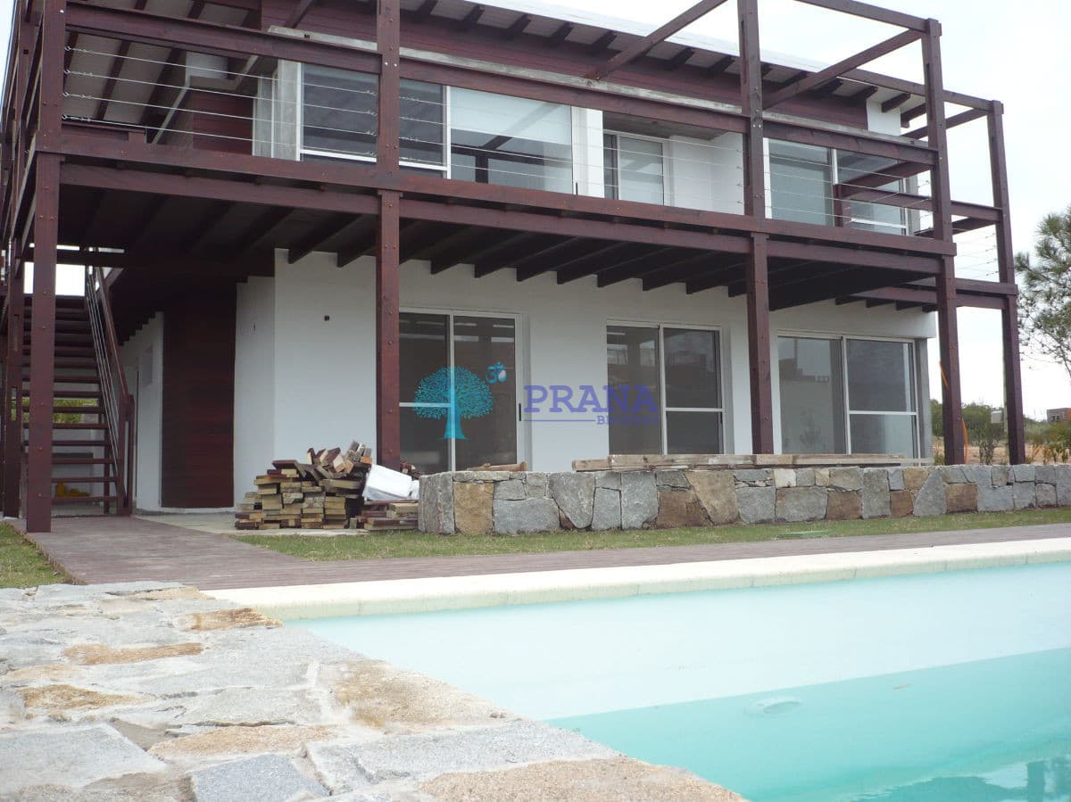 Casa Ref.589