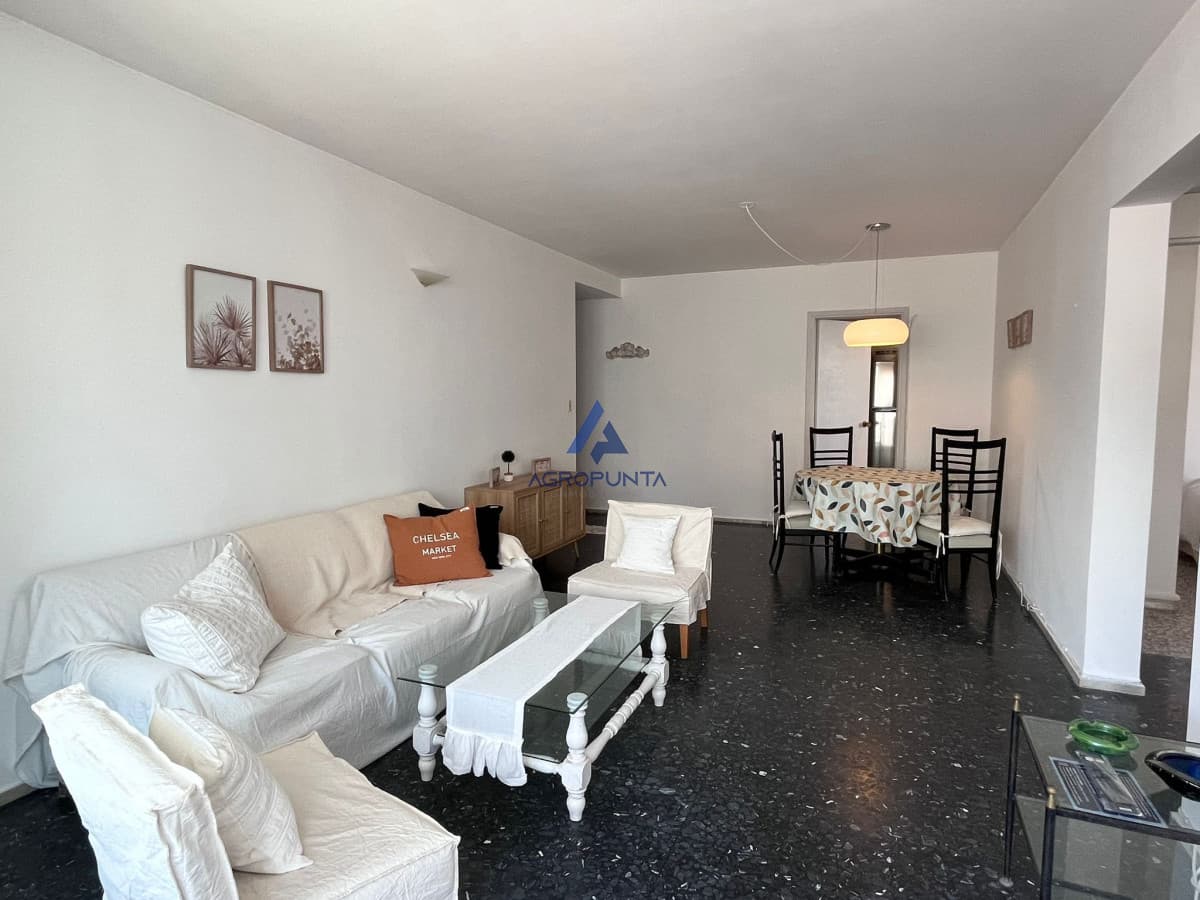 Apartamento en venta de 2 dormitorios en Península Punta del Este