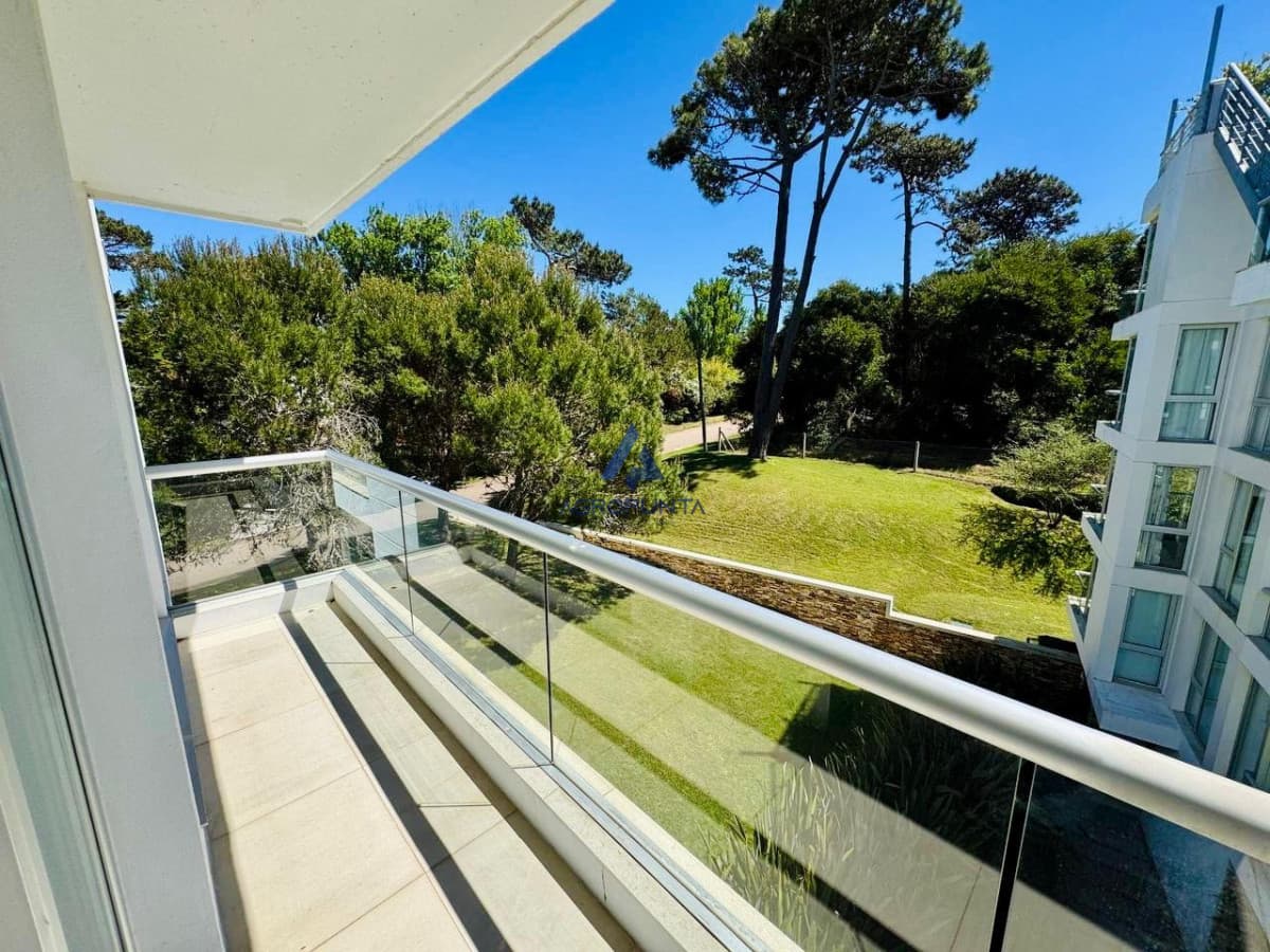 Apartamento en venta y Alquiler en Playa Brava