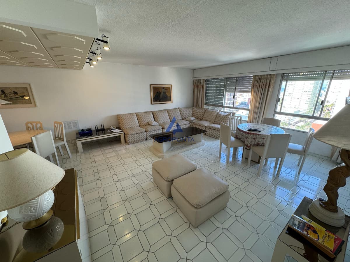 Venta Apartamento 3 Dormitorios Punta del Este