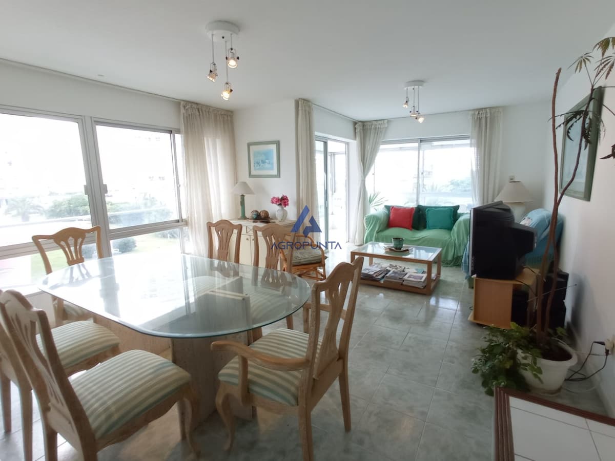 Venta Apartamento en Brava, 3 dormitorios Punta del Este