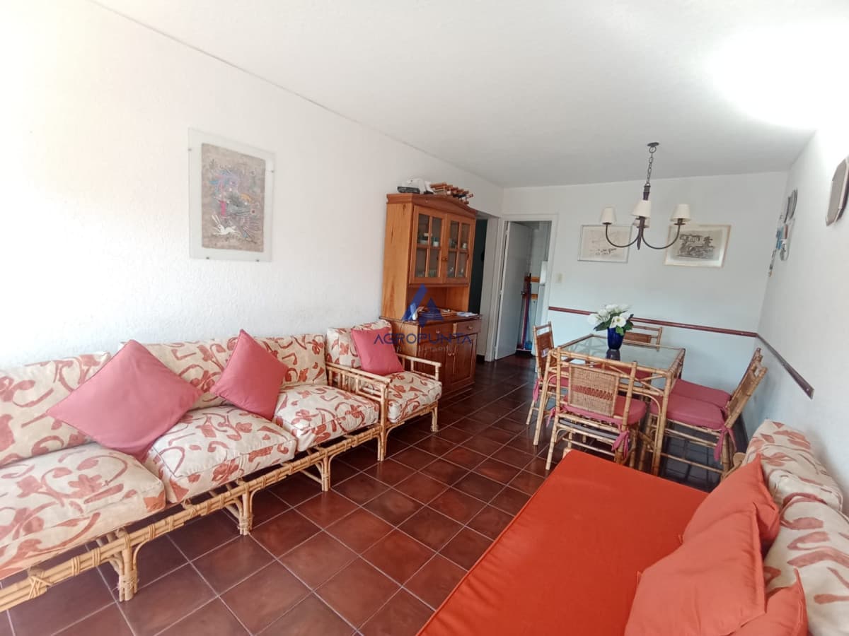 Apartamento en Aidy Grill, 2 dormitorios *