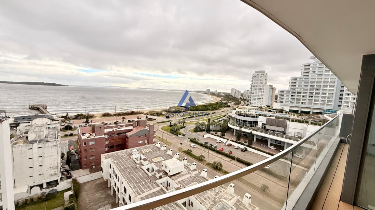 Apartamento en venta y alquiler temporal en Mansa Punta del Este