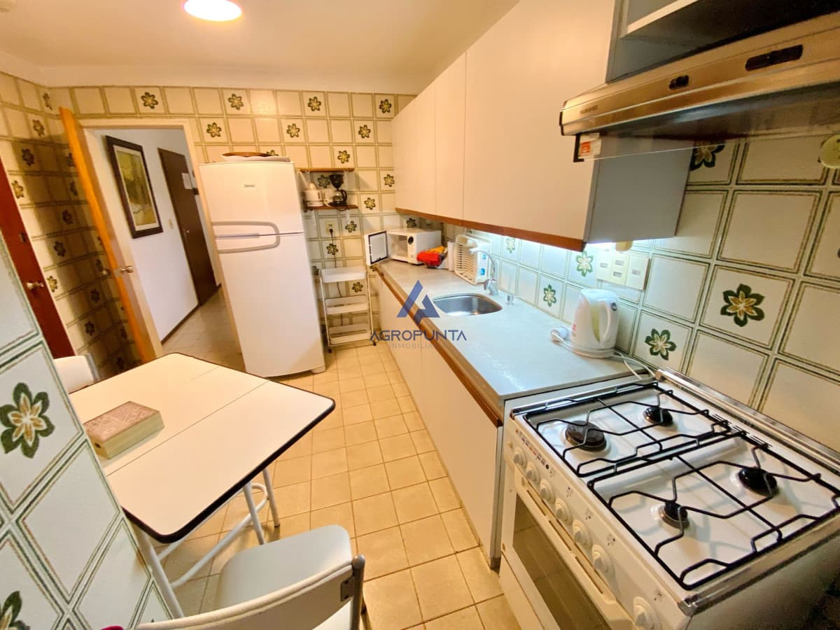 Amplio Apartamento sobre Roosevelt en venta y alquiler de temporada