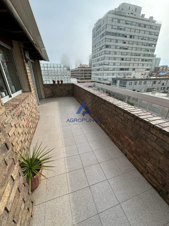 Venta Apartamento de 3 dormitorios en Península, Punta del Este