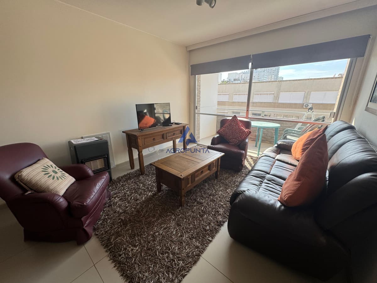 Apartamento en Peninsula, 3 dormitorios *