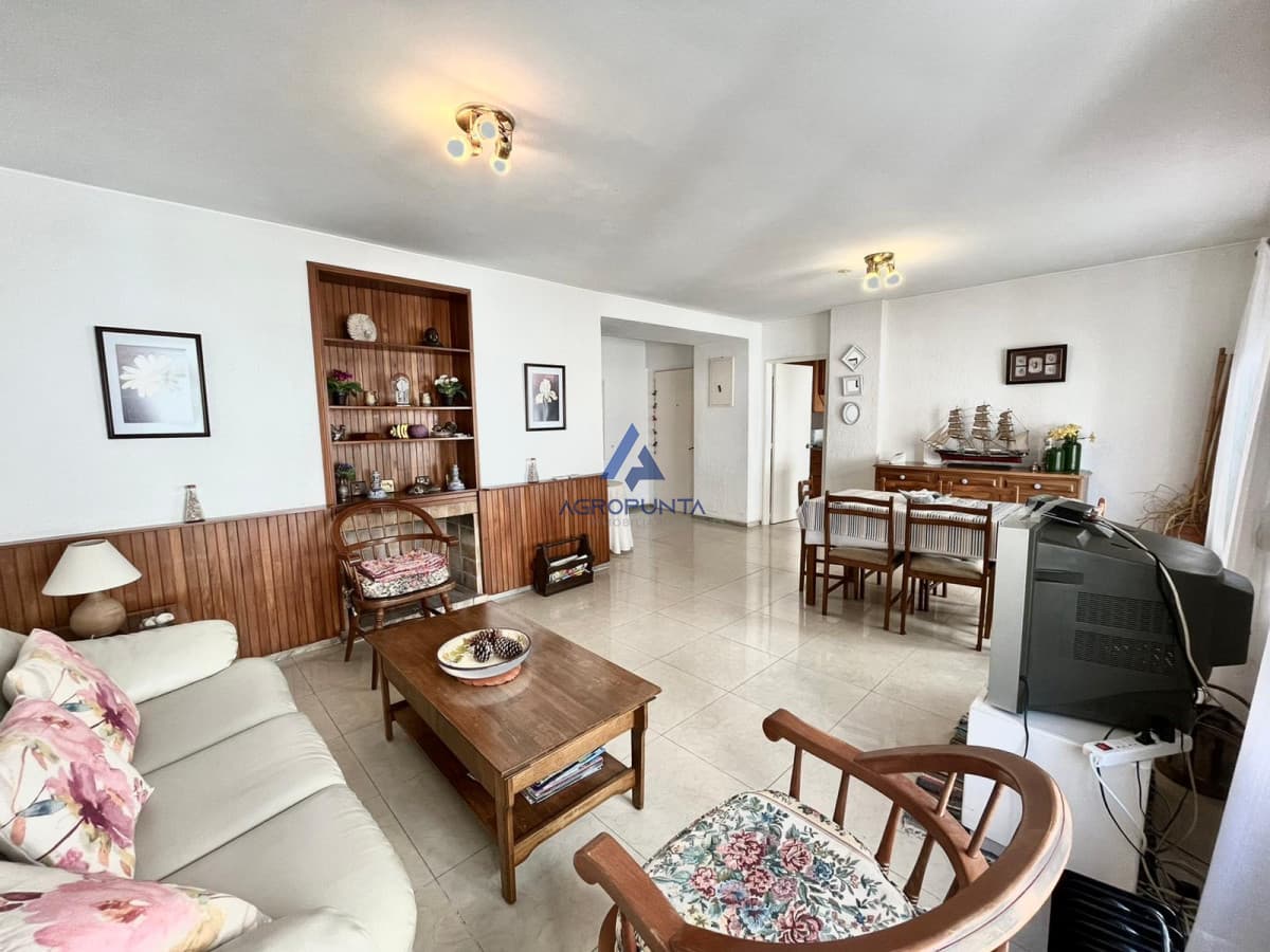 Apartamento en Venta Península 3 Dormitorios