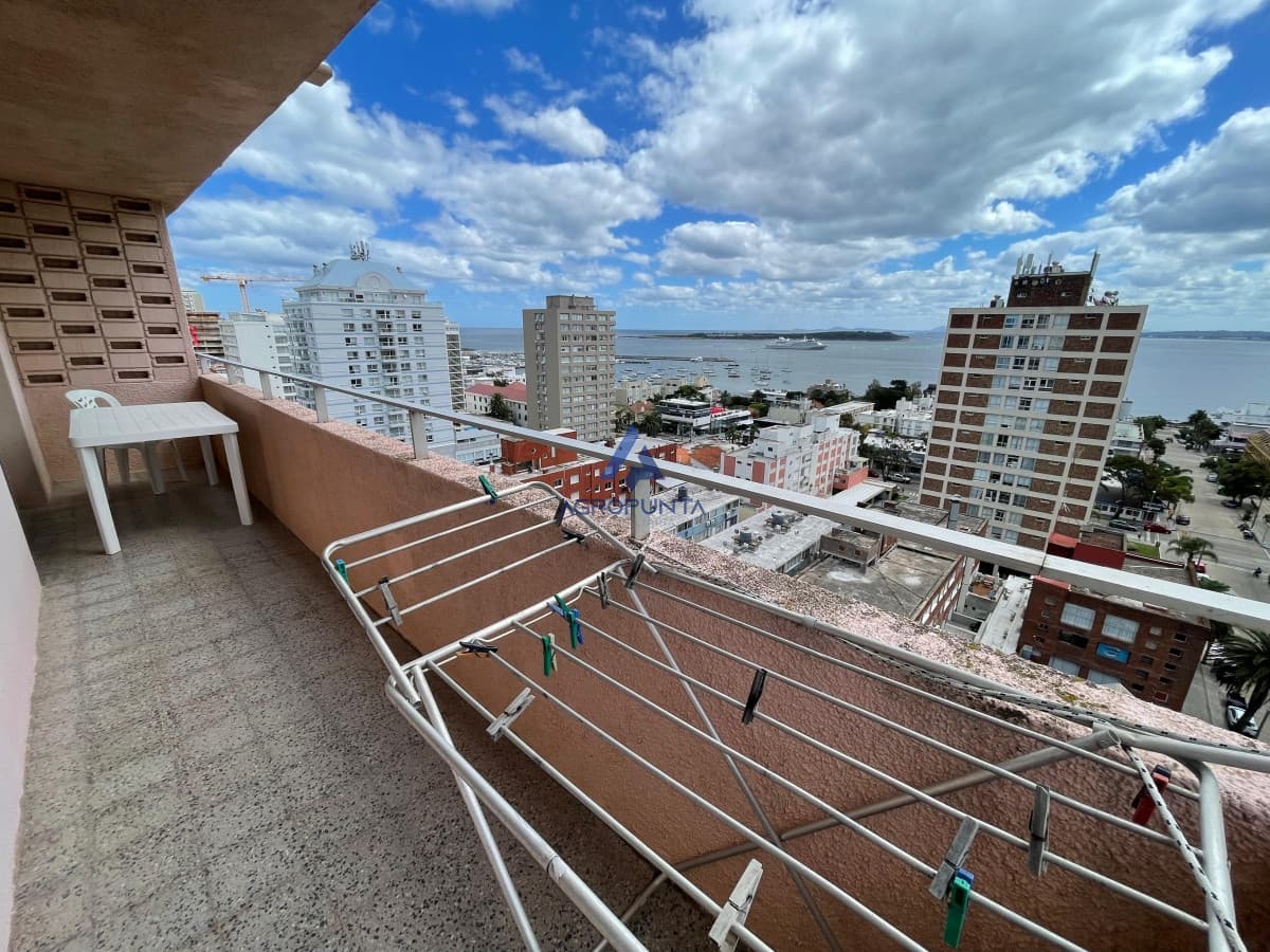 Apartamento en Peninsula, 2 dormitorios *