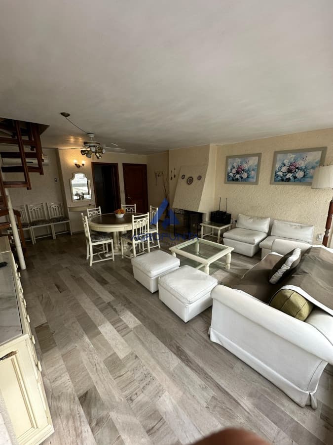 Venta Apartamento de 3 dormitorios en Península Punta del Este