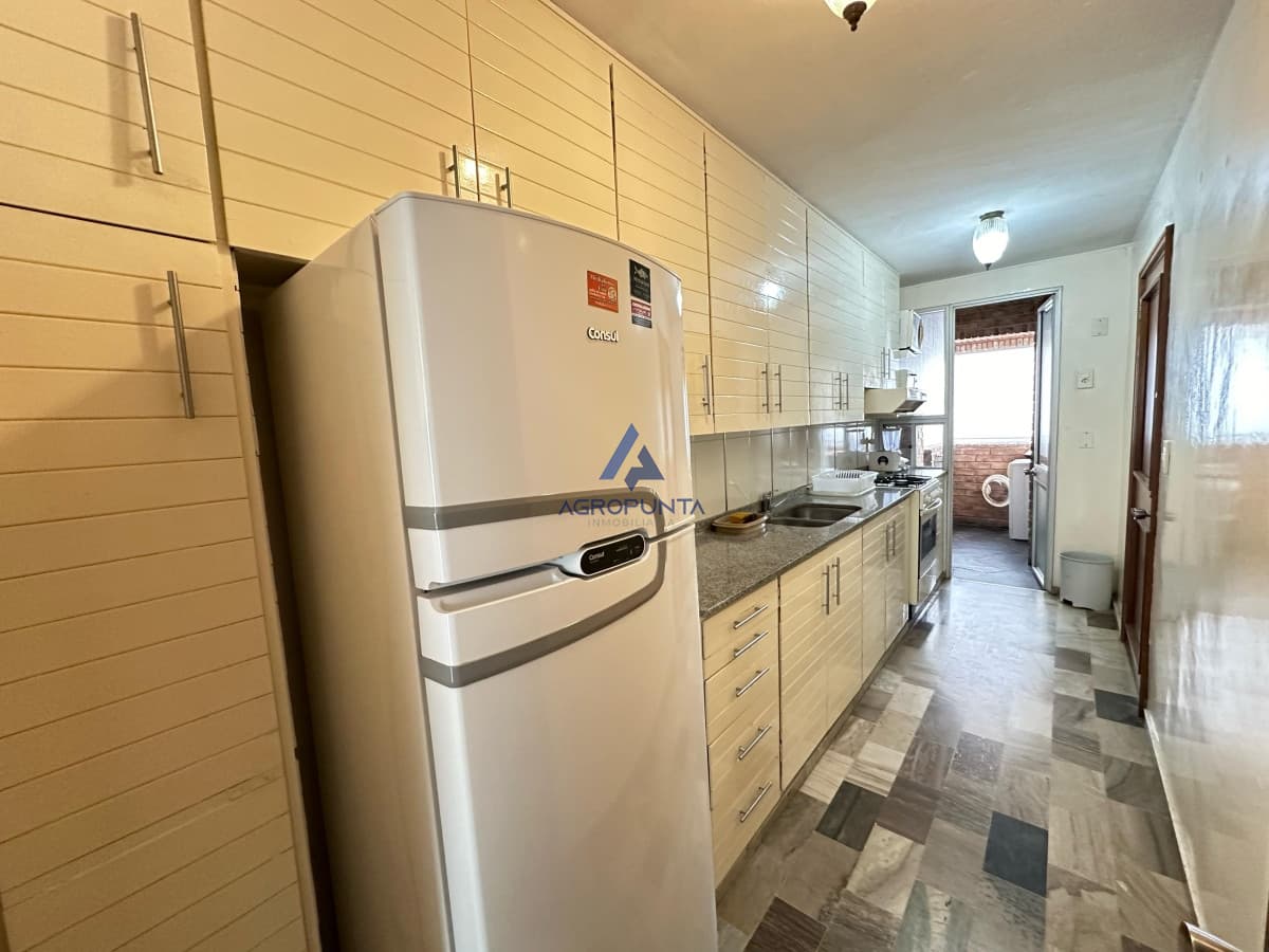 Venta Apartamento de 3 dormitorios en Península Punta del Este