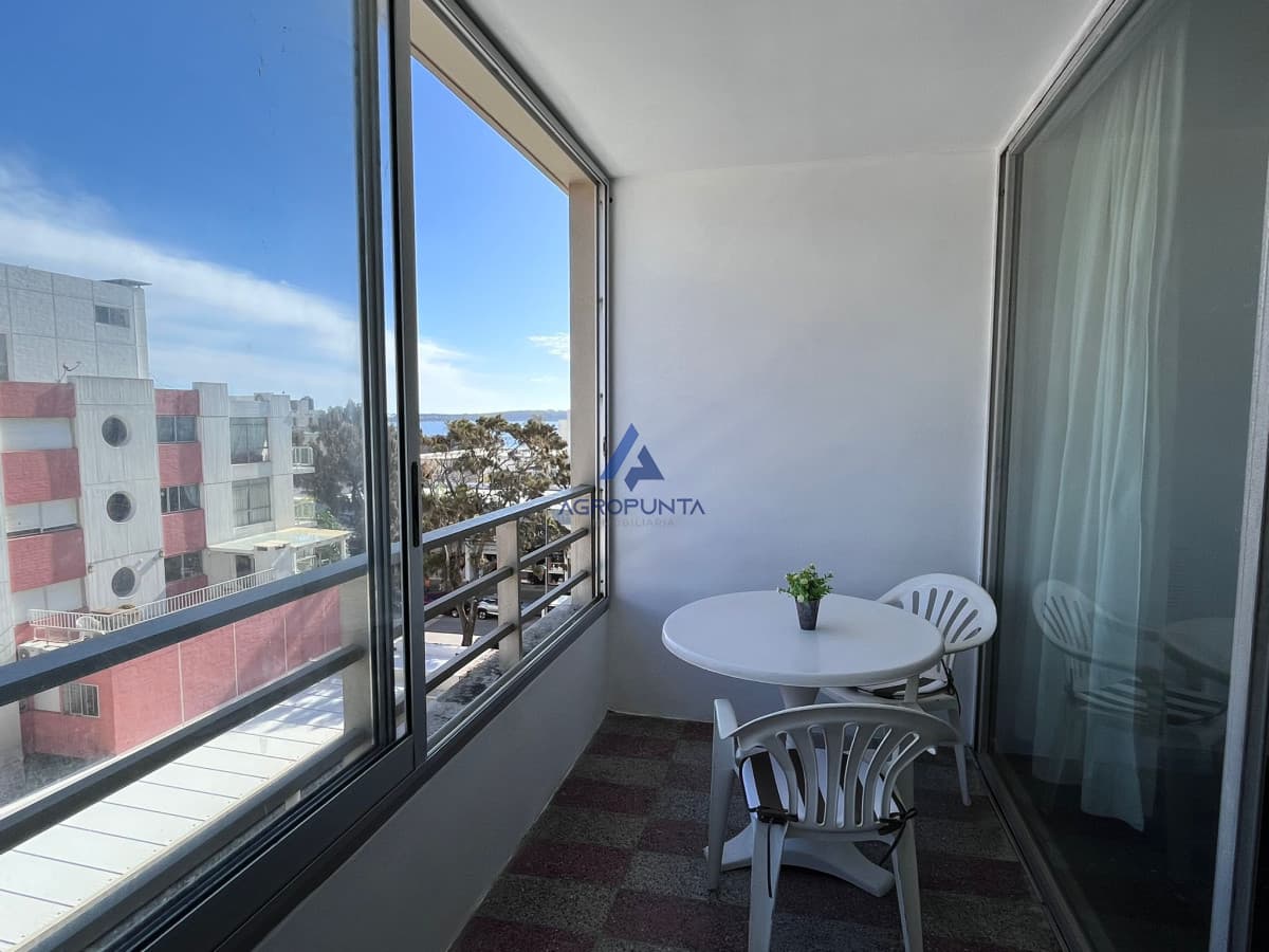 Apartamento en venta de 2 dormitorios en Península Punta del Este