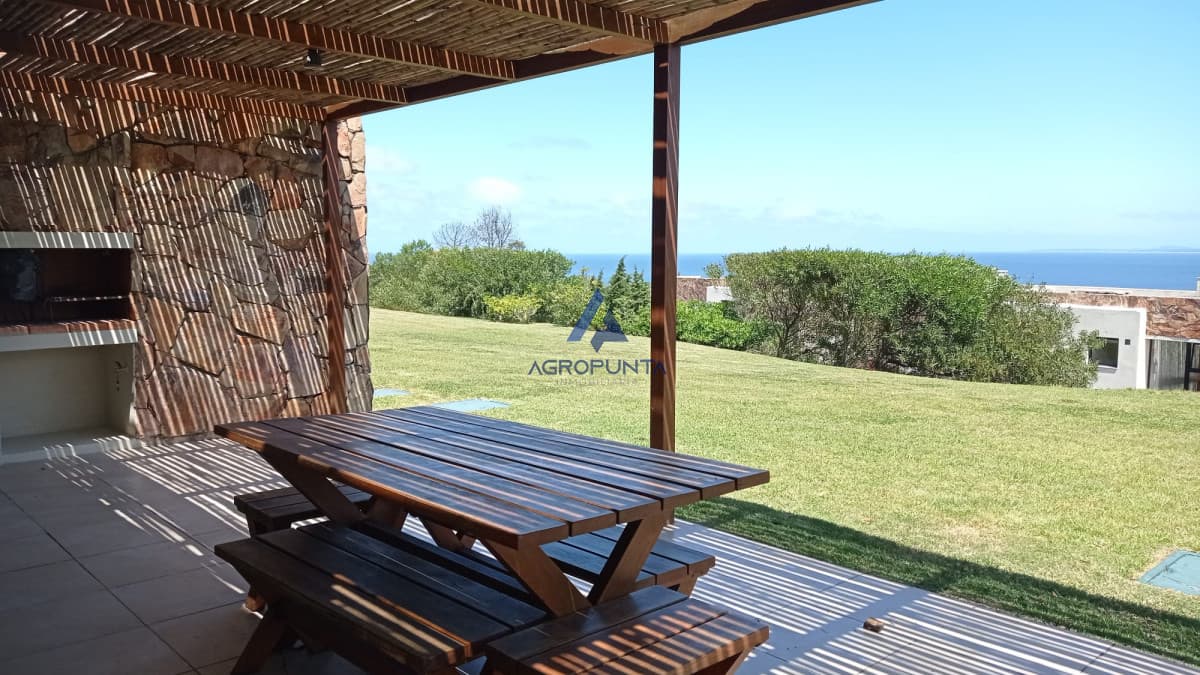 Apartamento a la venta en Punta Ballena 1 Dormitorio