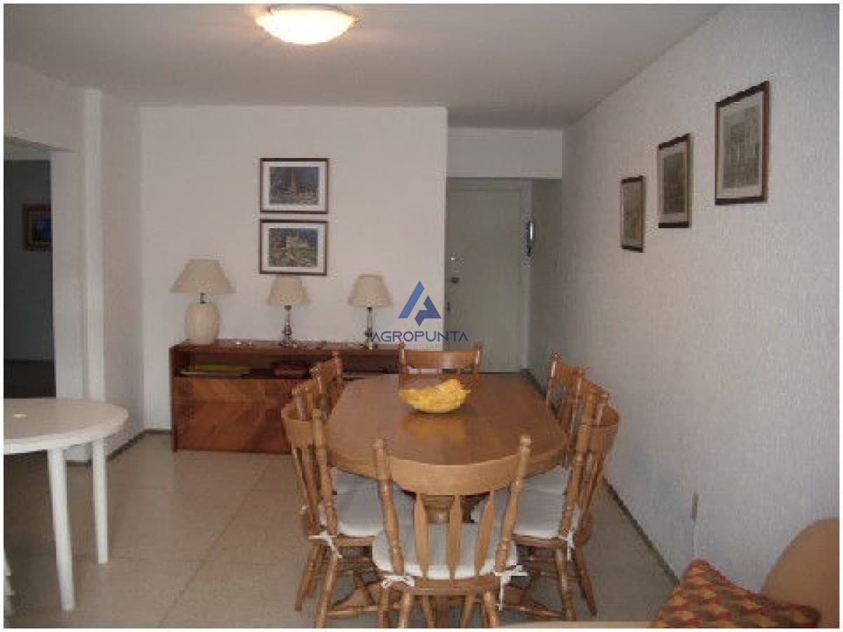 Apartamento en Peninsula, 2 dormitorios *