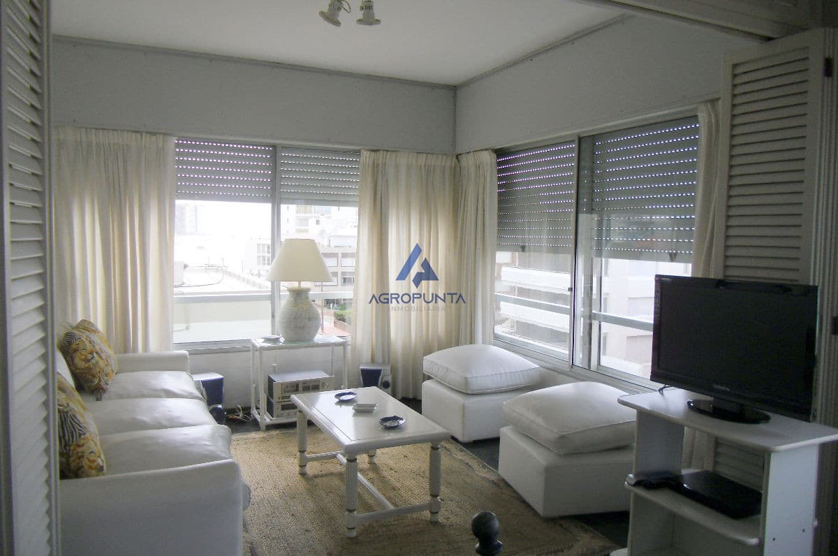 Apartamento en Peninsula, 2 dormitorios *
