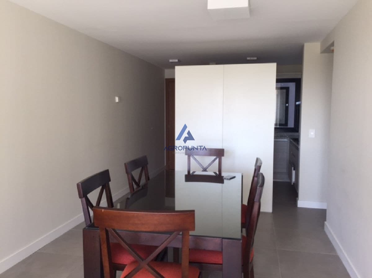 Apartamento en Roosevelt, 2 dormitorios *