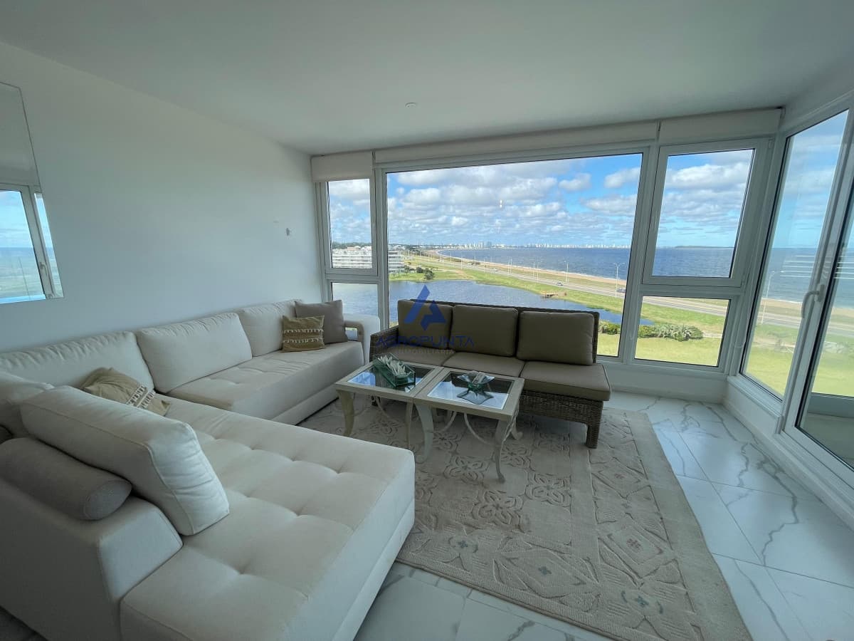 Apartamento 3 dormitorios y dependencia hermosa vista