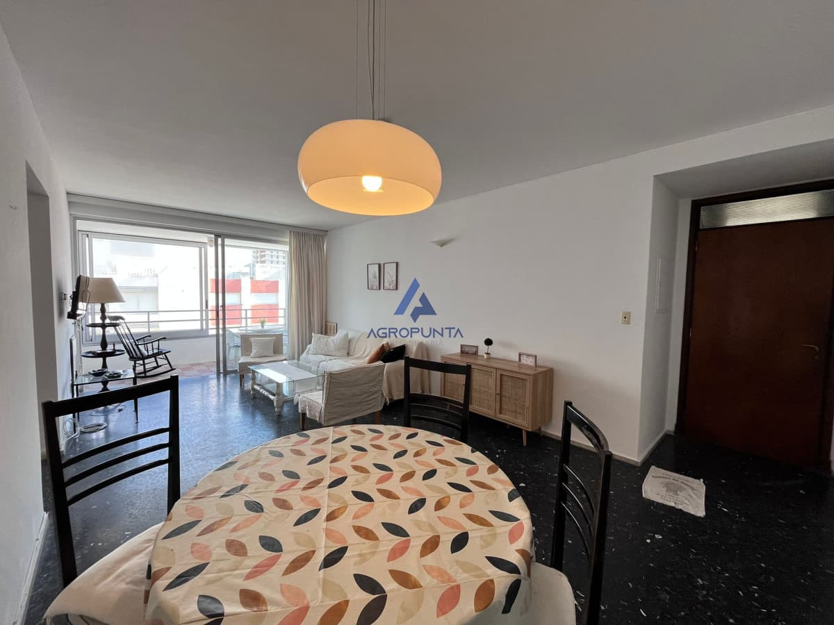 Apartamento en venta de 2 dormitorios en Península Punta del Este