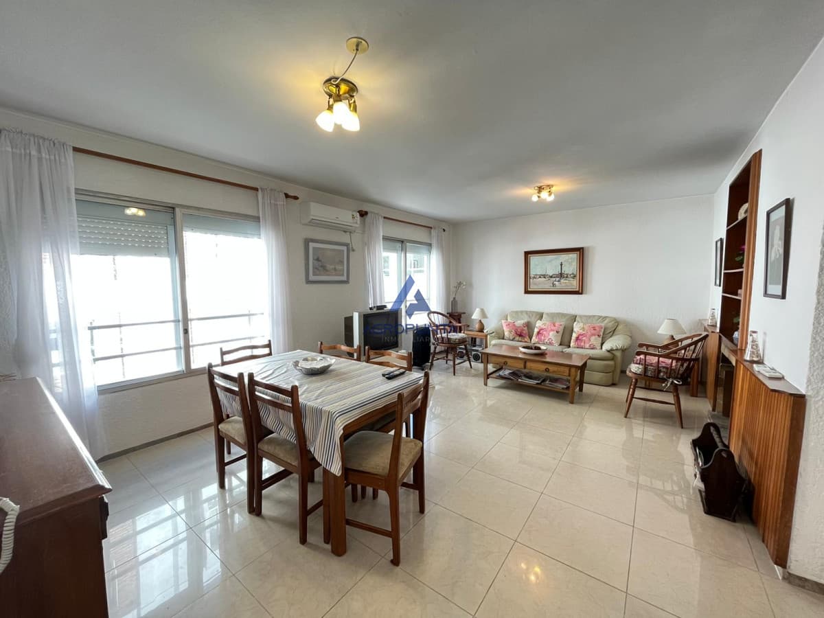 Apartamento en Venta Península 3 Dormitorios