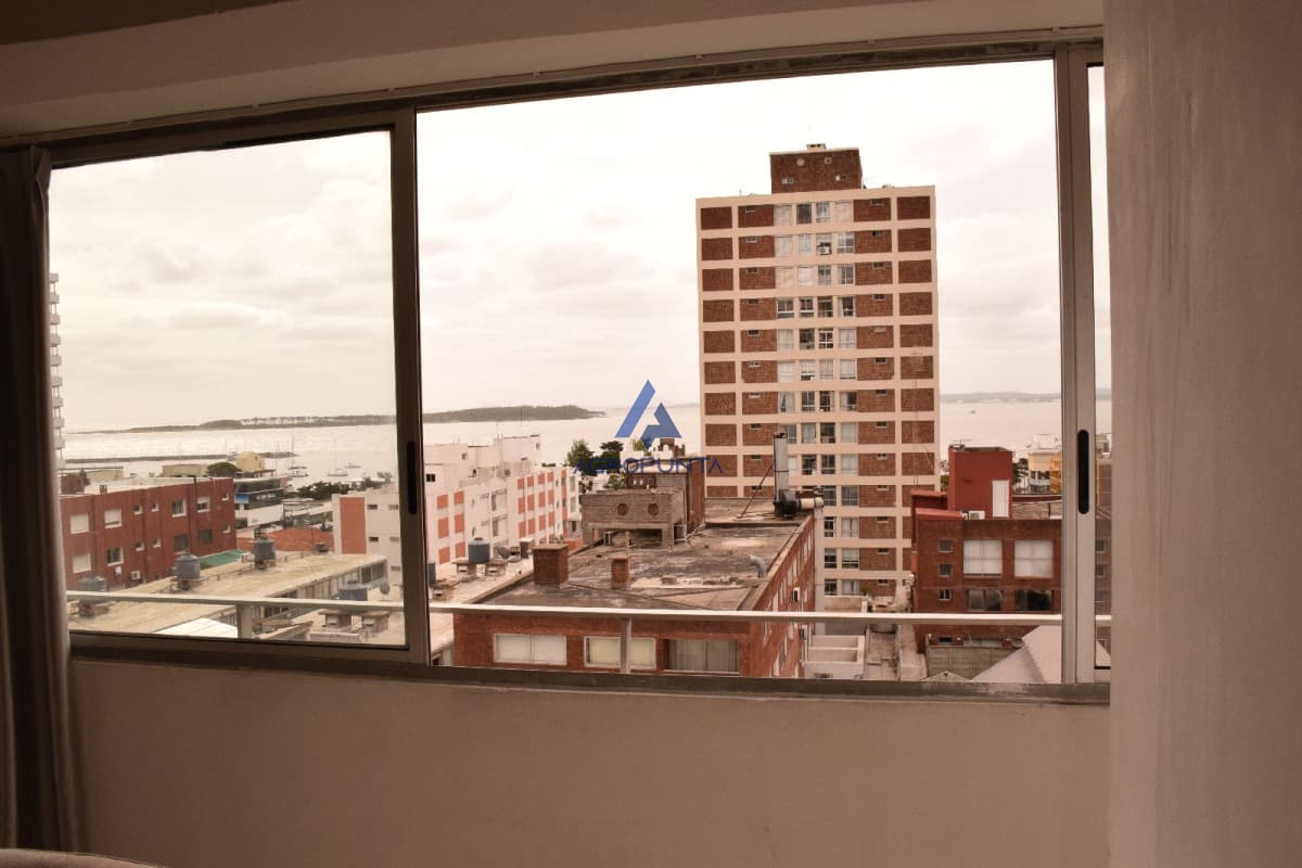 Apartamento en Peninsula, 2 dormitorios *