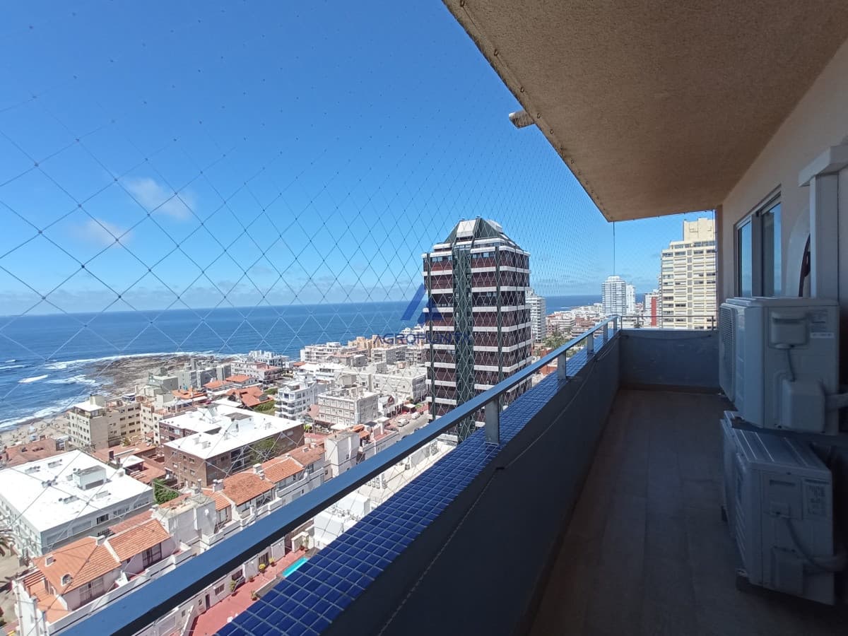 Apartamento a la venta en Península, 2 dormitorios Punta del Este