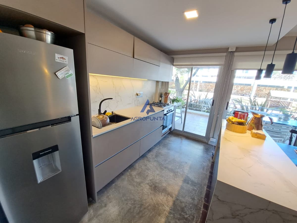 Venta Apartamento en Península, 2 dormitorios Punta del Este