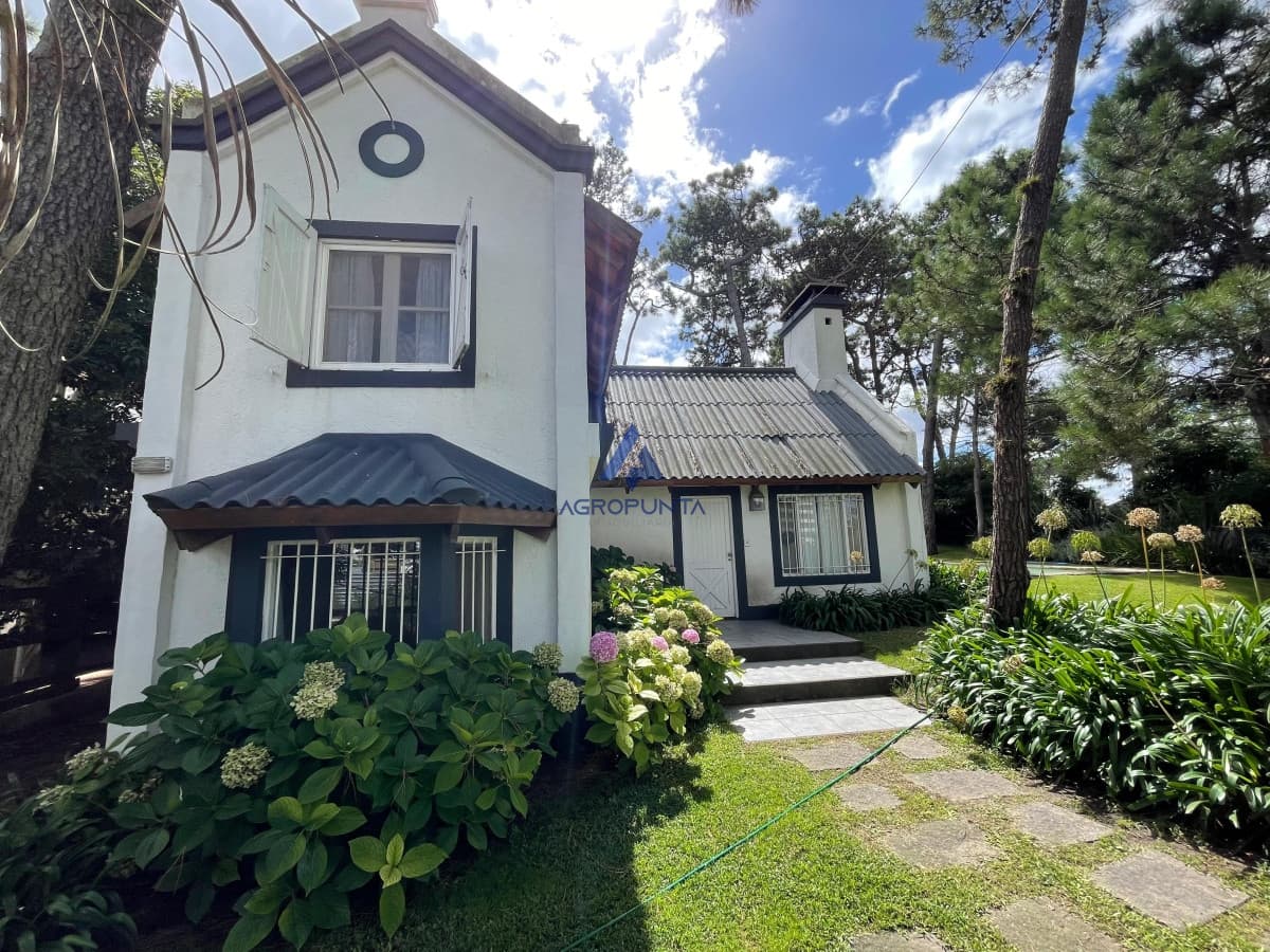 Casa en Brava, 3 dormitorios *