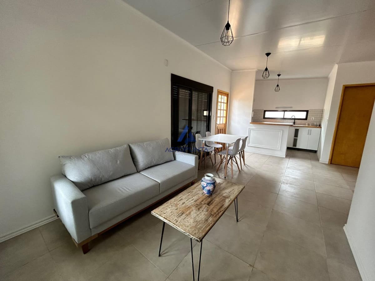 Venta o Alquiler temporal Casa en La Barra 2 Dormitorios