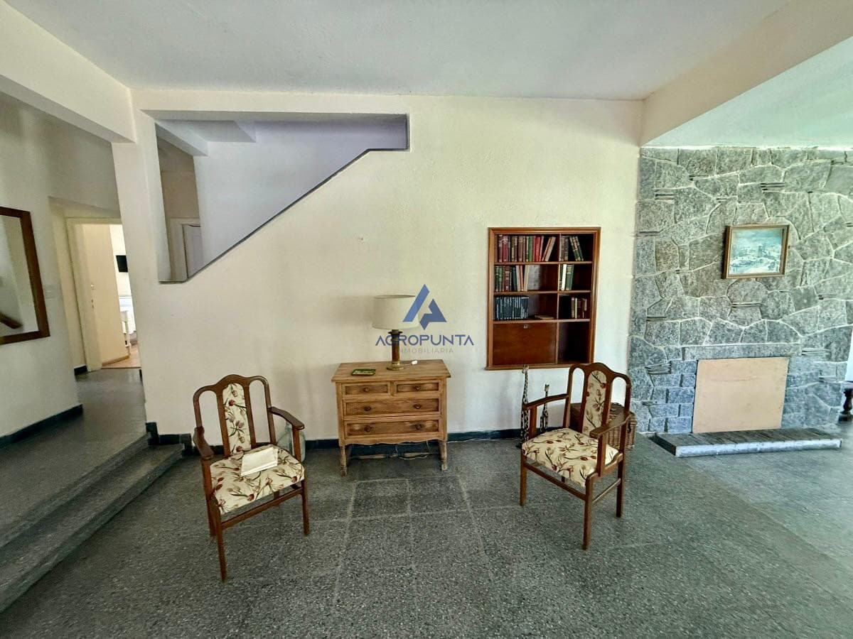 Casa en venta y alquiler temporal en Punta del Este