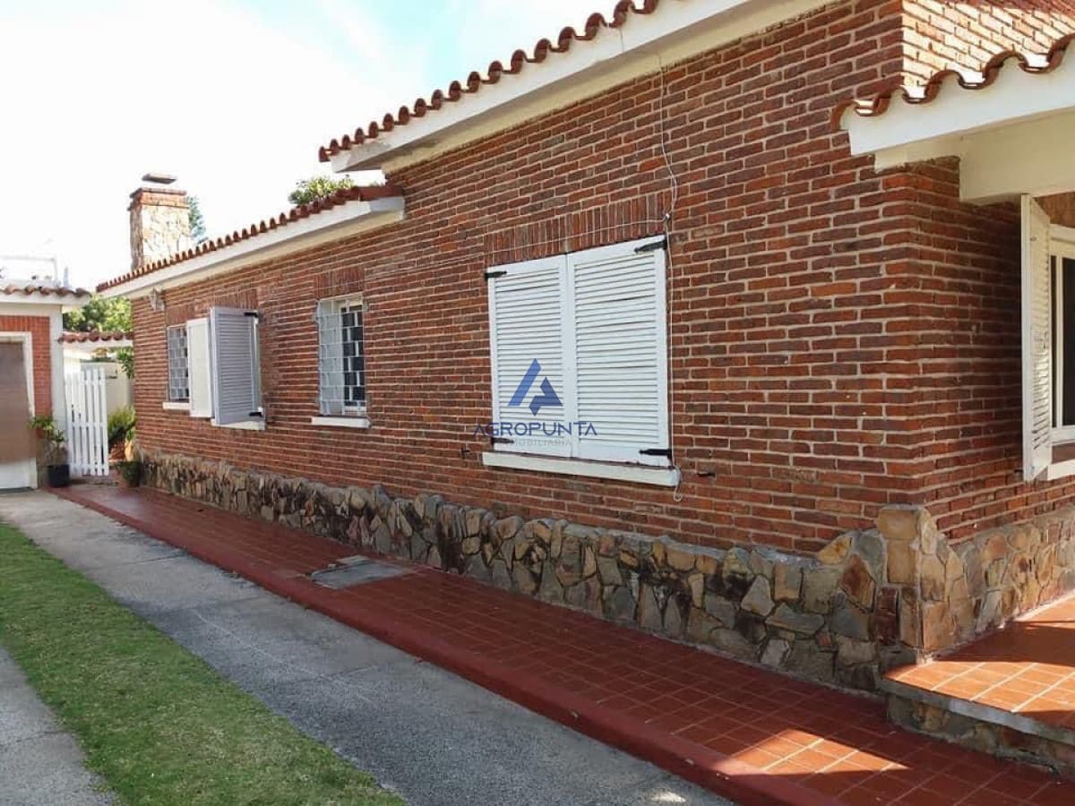 Casa en Mansa, 3 dormitorios   -