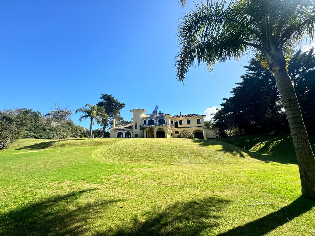 Alquilo Gran Casa  -