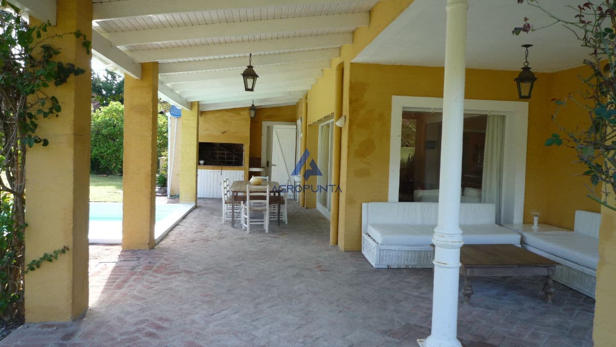 Casa en Brava, 4 dormitorios *  -