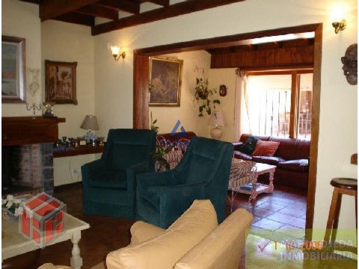 Casa en Rincón del Indio, 3 dormitorios *  -